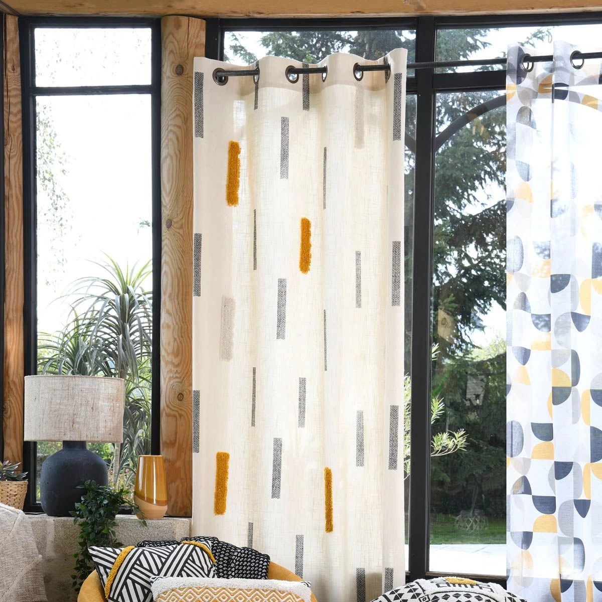 Tenda Arredo Coprente Beloha Con Borchie 140x260 Cm J535 - immagine 4