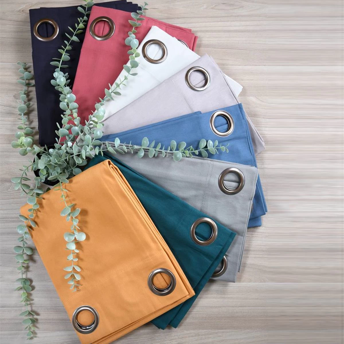 Tenda Arredo Coprente Oxford Tinta Unita Con Borchie 140x260 Cm K414 - immagine 2