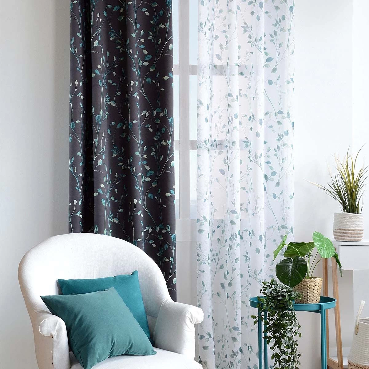 Tenda Arredo Trasparente Altea Con Borchie 135x260 Cm J485 - immagine 3