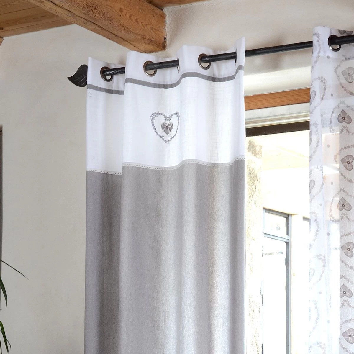 Tenda Arredo Coprente Pauline Con Borchie 140x260 Cm W670 - immagine 8